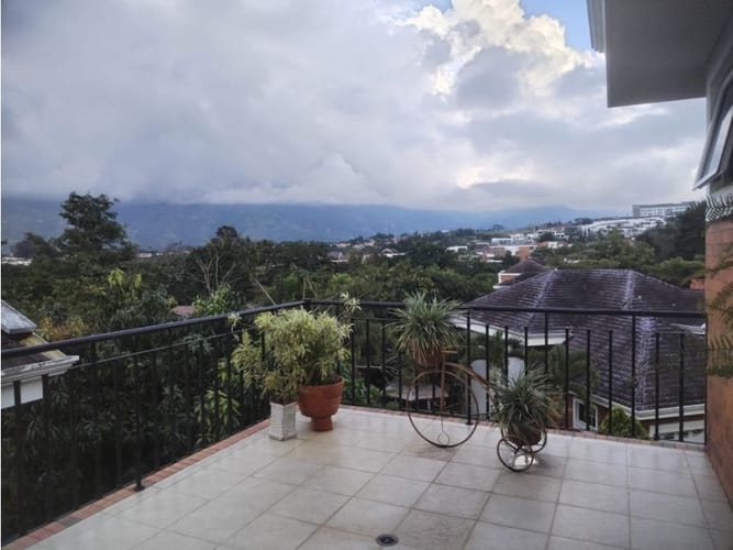 Casa de 3 alcobas en venta en Guatiguara, Piedecuesta, 335 m² · foto 17 de 18