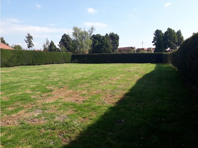 Lote en venta en Santa Ana De Chia, Chía, 1055 m² · foto 2 de 10