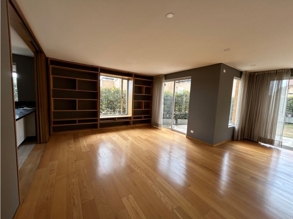 Apartamento en arriendo en Santa Ana De Chia, Chía
