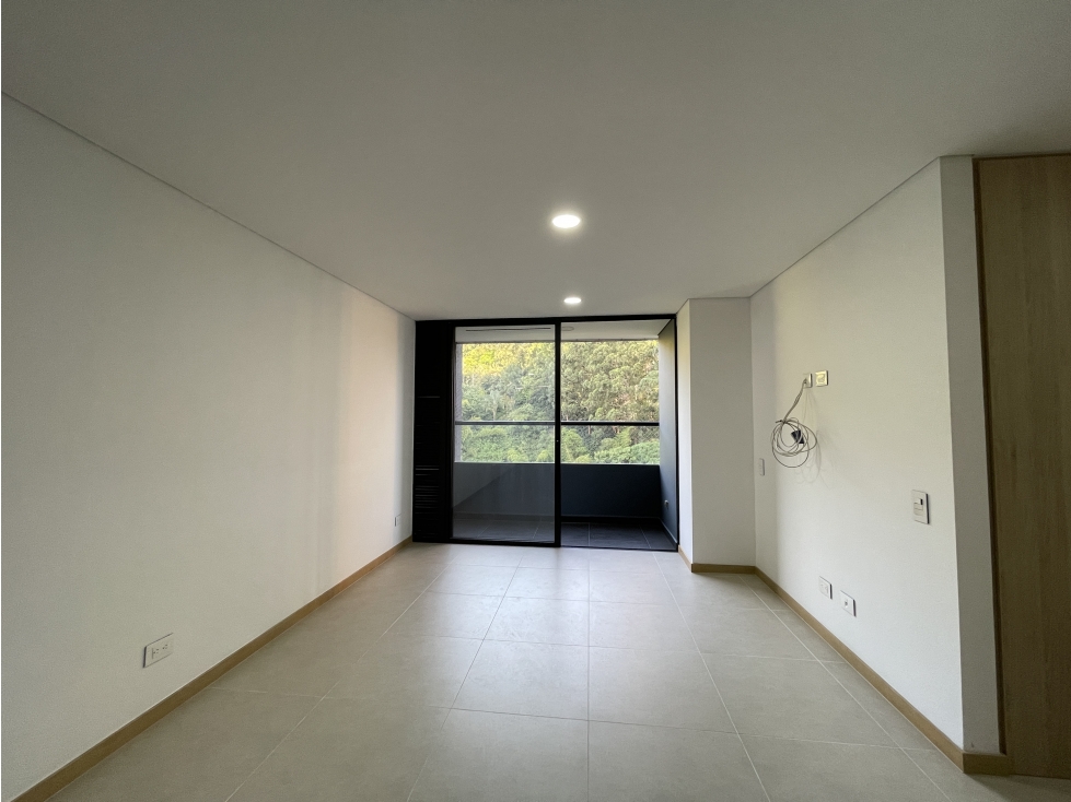 Apartamento en venta en Loma Del Indio, Medellín · foto 4 de 24