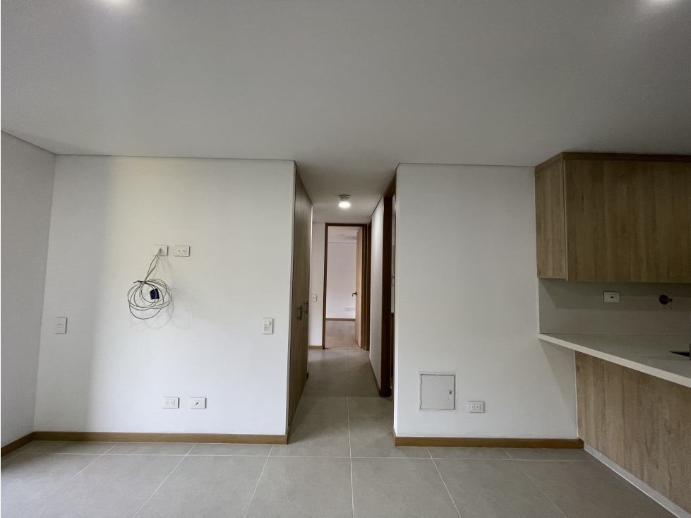 Apartamento en venta en Loma Del Indio, Medellín · foto 8 de 24