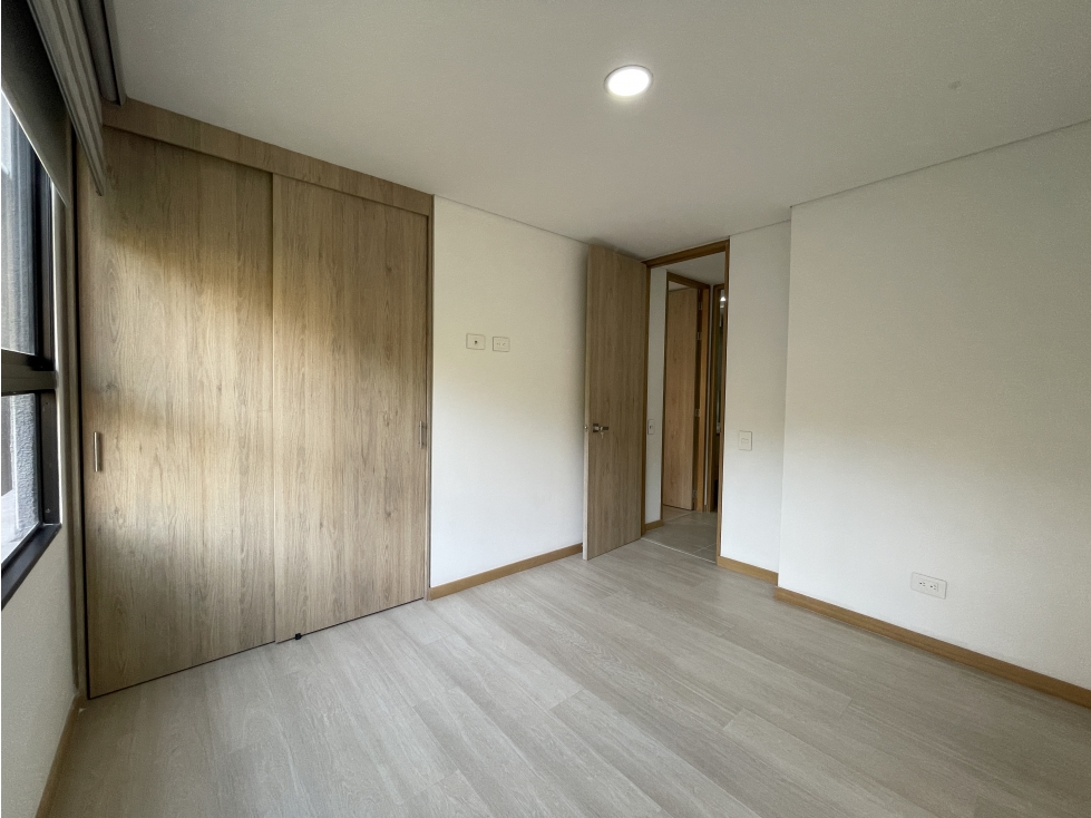 Apartamento en venta en Loma Del Indio, Medellín · foto 11 de 24