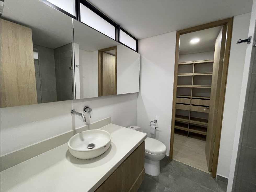 Apartamento en venta en Loma Del Indio, Medellín · foto 18 de 24
