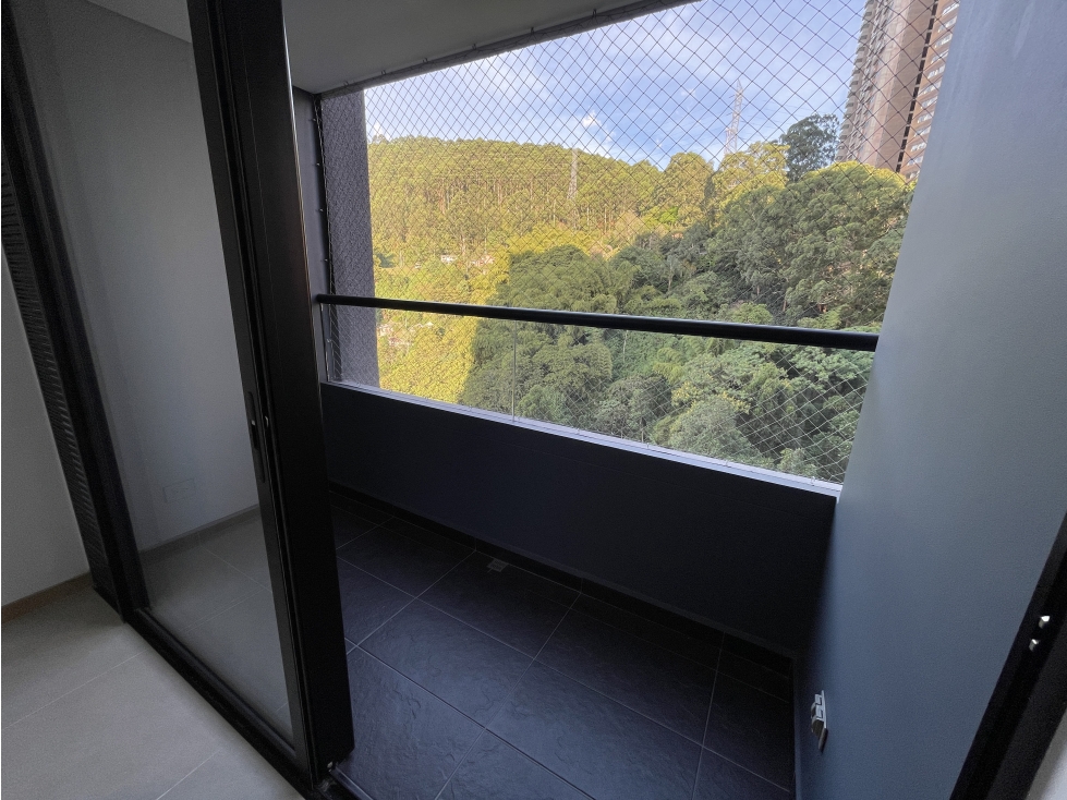 Apartamento en venta en Loma Del Indio, Medellín · foto 23 de 24