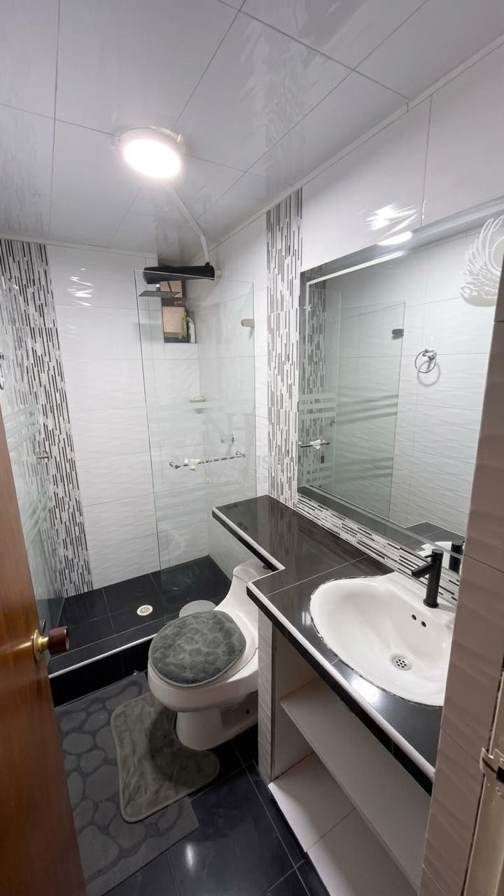 Apartamento en venta en Fontibon, Bogotá · foto 8 de 12