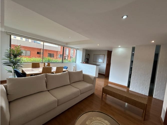 Apartamento en venta en Cedritos, Bogotá · foto 2 de 24