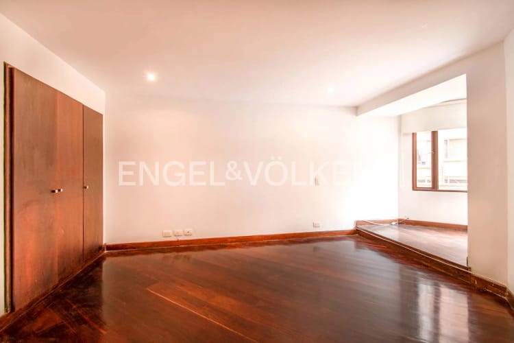 Apartamento de 3 alcobas en venta en La Cabrera, Bogotá, 207 m² · foto 15 de 17