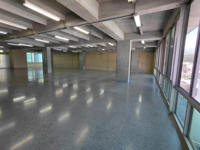 Oficina en arriendo en Guayabal, Medellín, 351 m² · foto 6 de 15