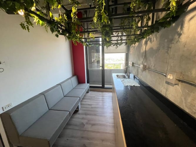 Oficina en arriendo en Los Balsos, Medellín, 410 m² · foto 12 de 24