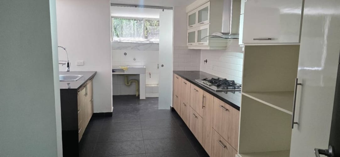 Apartamento de 4 alcobas en venta en Alejandría, Medellín, 230 m² · foto 5 de 17
