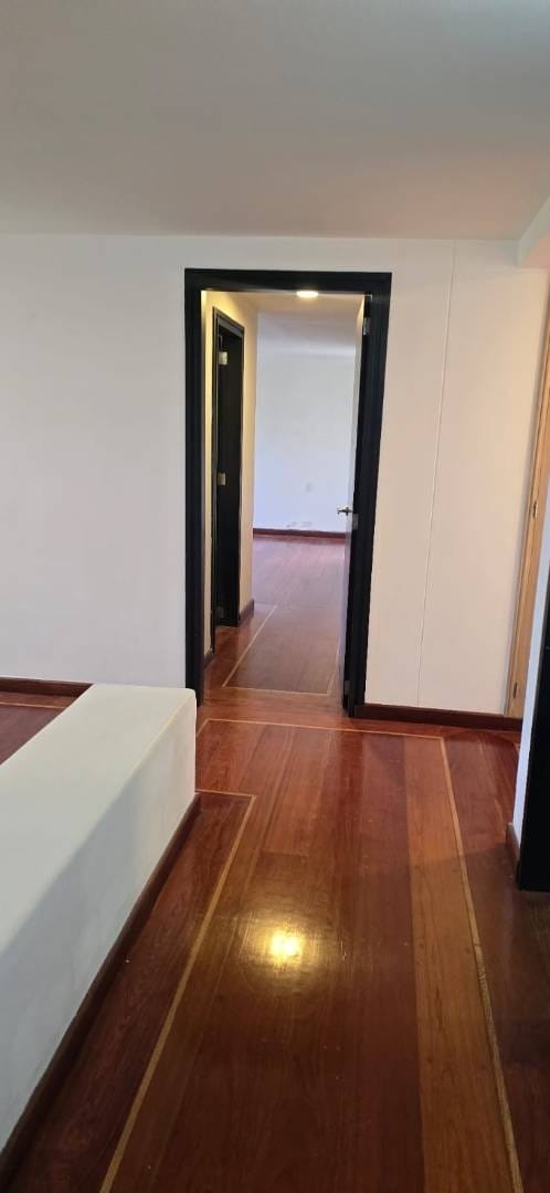 Apartamento de 4 alcobas en venta en Alejandría, Medellín, 230 m² · foto 8 de 17