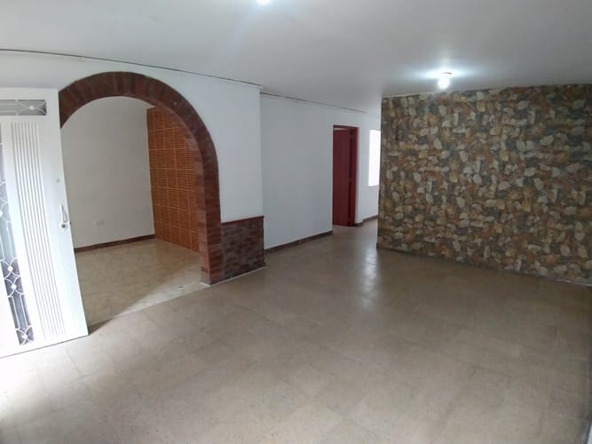 Casa de 4 alcobas en venta en Robledo, Medellín, 140 m² · foto 4 de 24