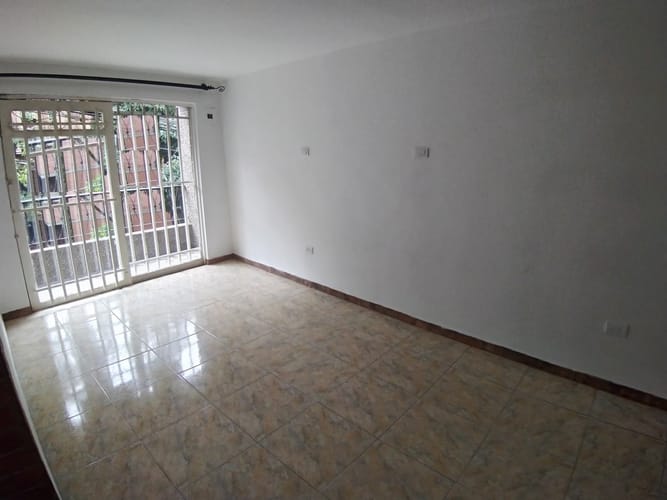 Casa de 4 alcobas en venta en Robledo, Medellín, 140 m² · foto 5 de 24