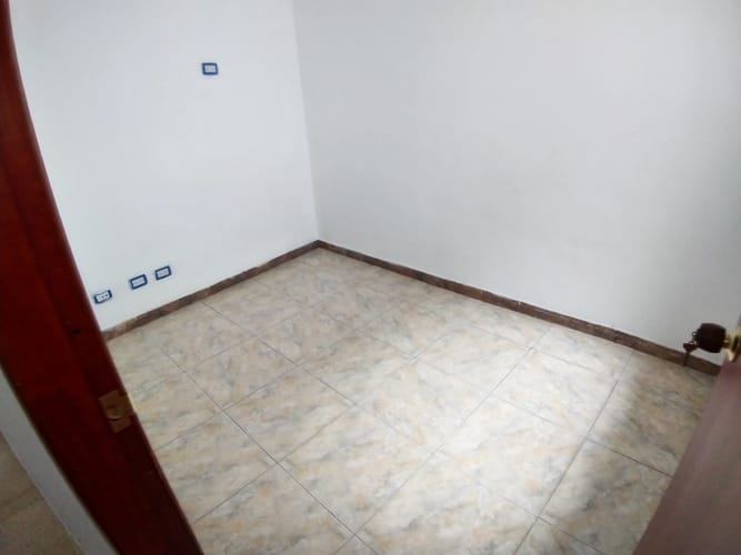 Casa de 4 alcobas en venta en Robledo, Medellín, 140 m² · foto 8 de 24