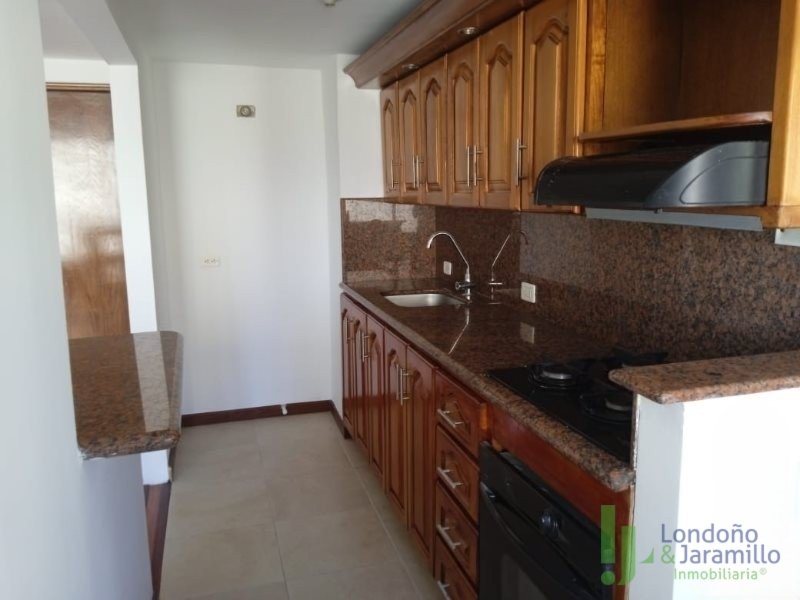 Apartamento en venta en Rodeo Alto, Medellín · foto 12 de 17