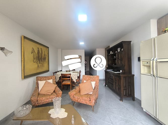 Apartamento de 3 alcobas en venta en Laureles, Medellín, 99 m² · foto 2 de 22