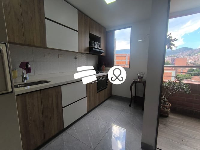 Apartamento de 3 alcobas en venta en Laureles, Medellín, 99 m² · foto 4 de 22