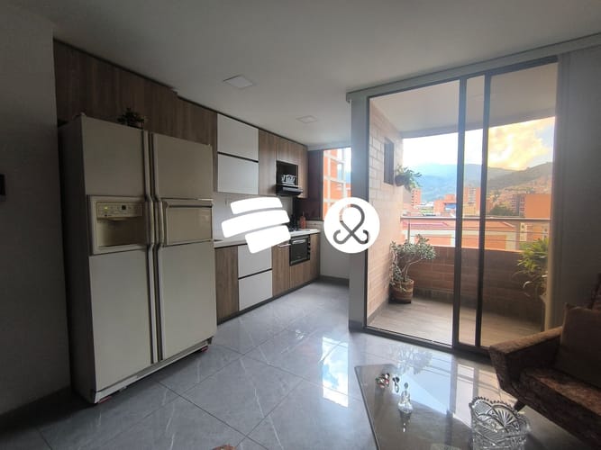 Apartamento de 3 alcobas en venta en Laureles, Medellín, 99 m² · foto 8 de 22