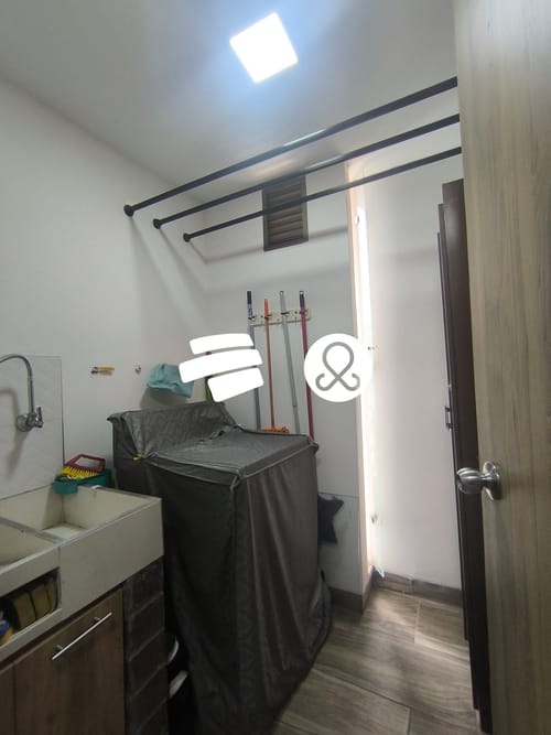 Apartamento de 3 alcobas en venta en Laureles, Medellín, 99 m² · foto 11 de 22