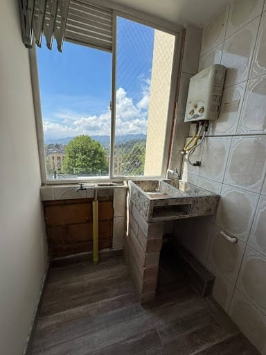 Apartamento de 3 alcobas en arriendo en Robledo, Medellín, 50 m² · foto 8 de 10