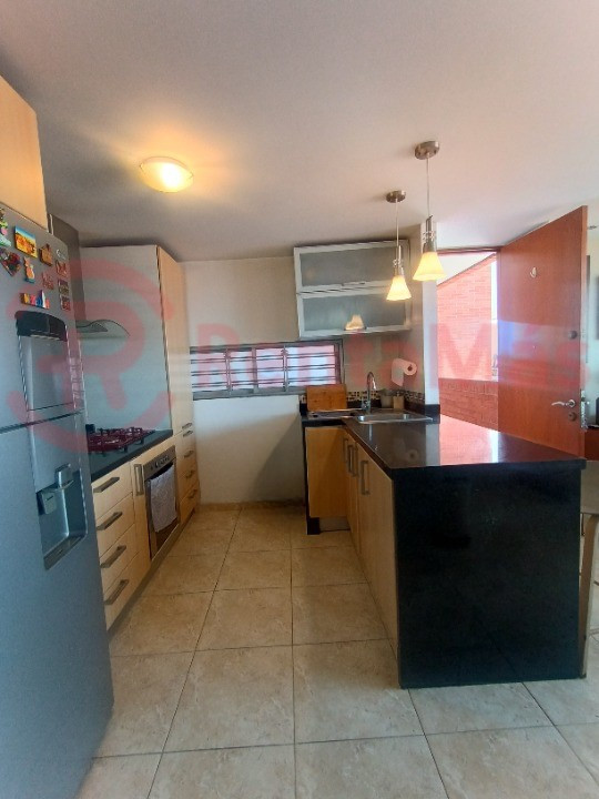 Apartamento en venta en Manolo Lemus, Cúcuta · foto 9 de 24