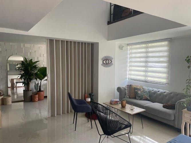 Apartamento de 2 alcobas en arriendo en El Poblado, Medellín, 101 m² · foto 5 de 14