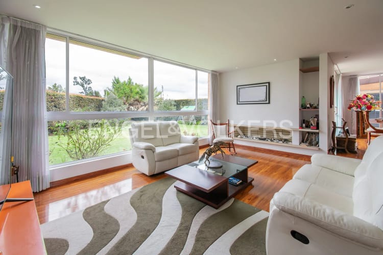 Casa de 3 alcobas en arriendo en Cc Fontanar, Chía, 235 m² · foto 3 de 18