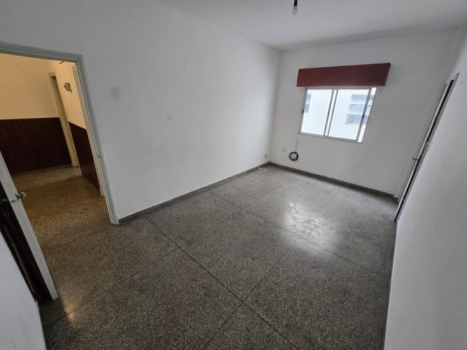 ALQUILER | Apartamento amplio de 2 dormitorios · Foto 2