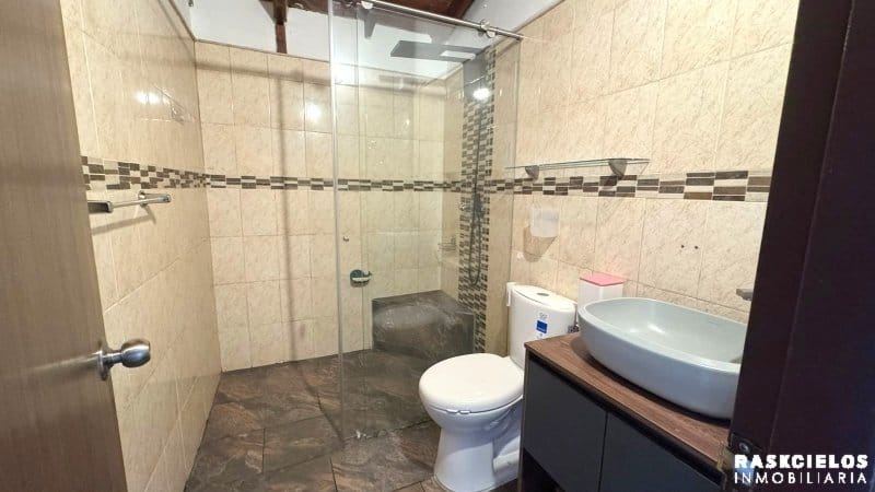Apartamento de 3 alcobas en arriendo en Laureles, Medellín, 100 m² · foto 7 de 11