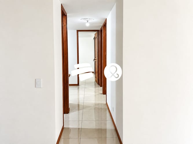 Apartamento de 3 alcobas en venta en Cuarta Brigada, Medellín, 94 m² · foto 3 de 20