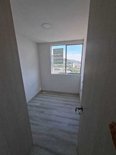 Apartamento de 3 alcobas en arriendo en Las Margaritas, Itagüí, 65 m² · foto 8 de 21