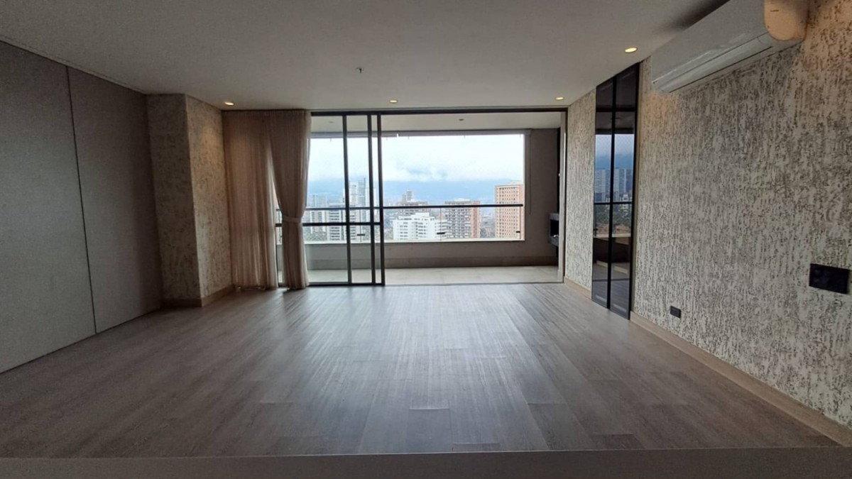 Apartamento en Arriendo en El Poblado, Medellín