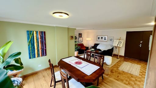 Apartamento de 3 alcobas en arriendo en La Aguacatala, Medellín, 150 m² · foto 3 de 24