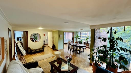 Apartamento de 3 alcobas en arriendo en La Aguacatala, Medellín, 150 m² · foto 4 de 24