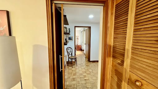 Apartamento de 3 alcobas en arriendo en La Aguacatala, Medellín, 150 m² · foto 13 de 24