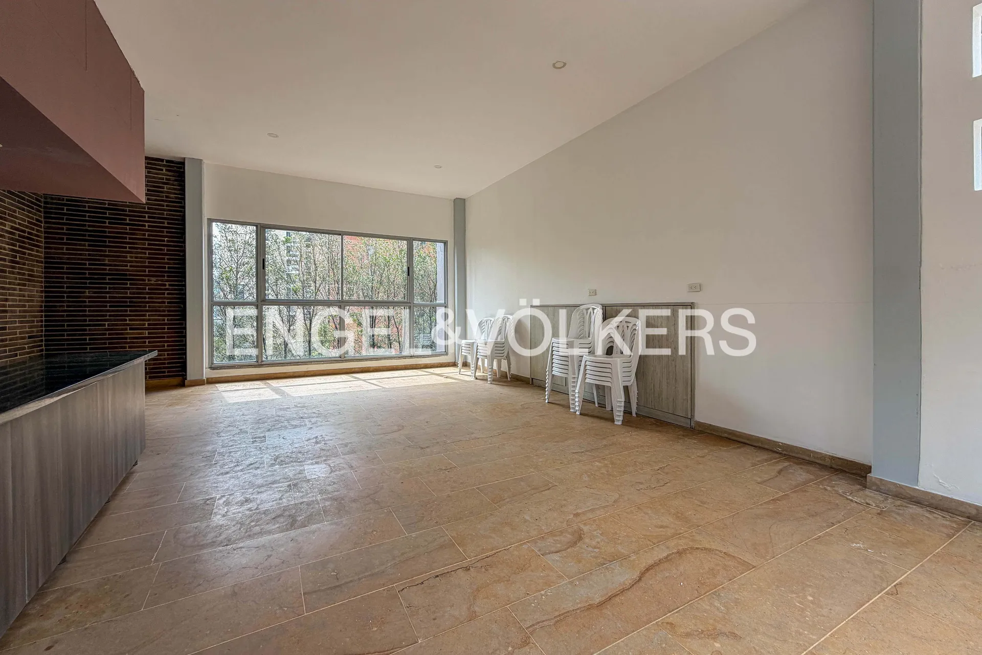 Apartamento en arriendo en Lalinde, Medellín · foto 17 de 18