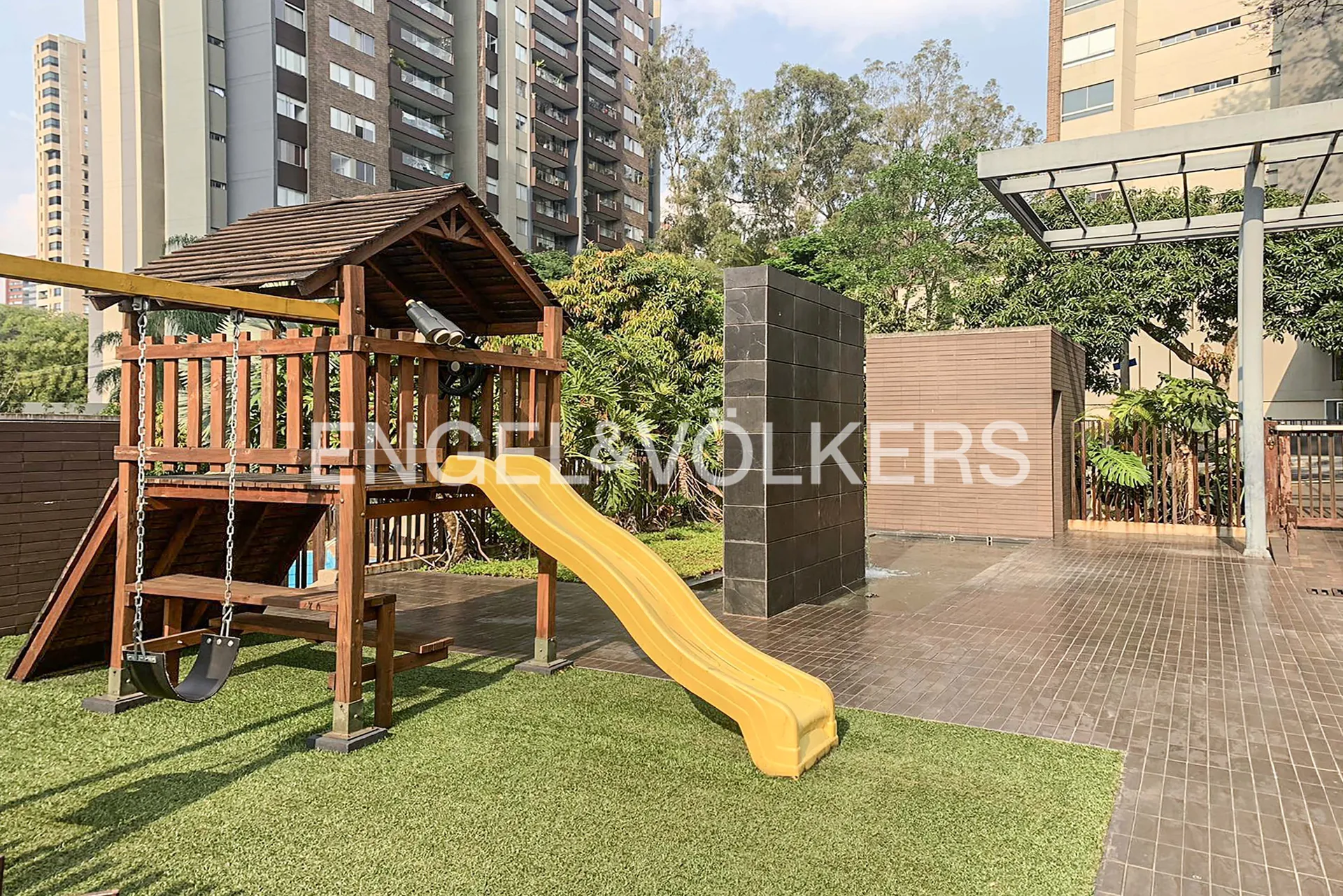 Apartamento en arriendo en Los Balsos, Medellín · foto 17 de 18