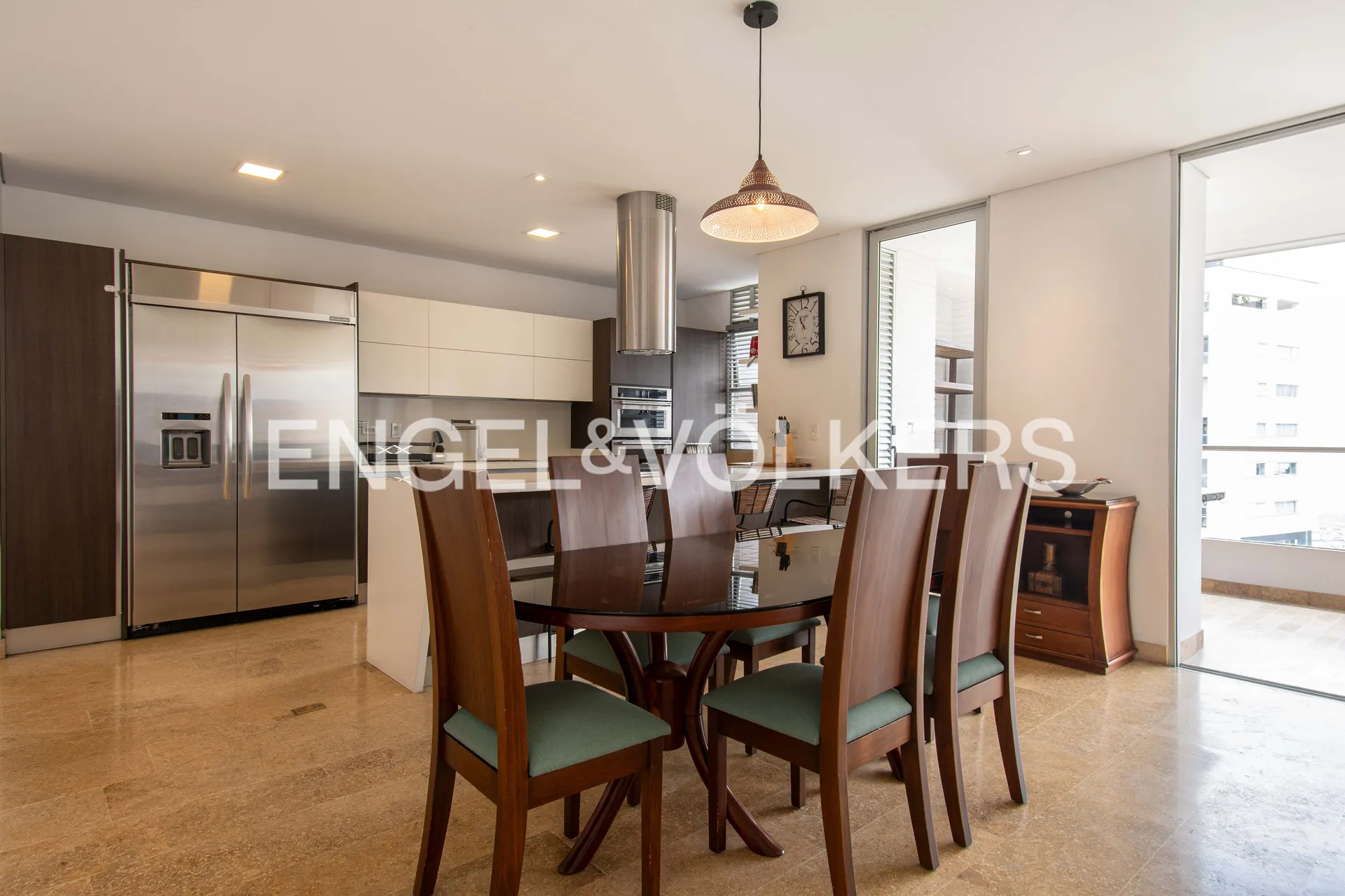 Apartamento en arriendo en Los Balsos, Medellín · foto 3 de 18
