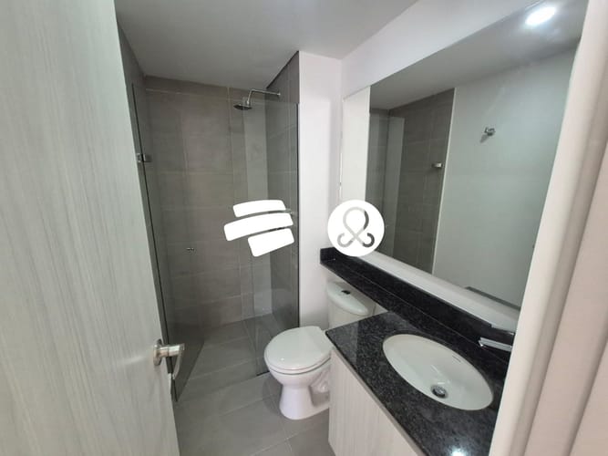 Apartamento de 3 alcobas en venta en Las Lomitas, Sabaneta, 83 m² · foto 5 de 12