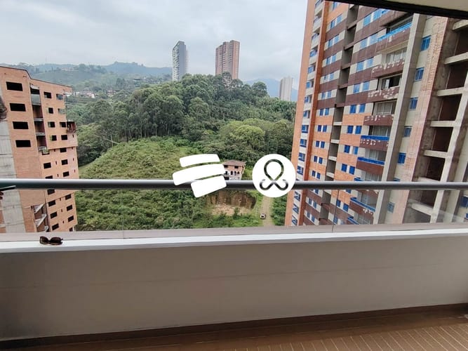 Apartamento de 3 alcobas en venta en Las Lomitas, Sabaneta, 83 m² · foto 10 de 12