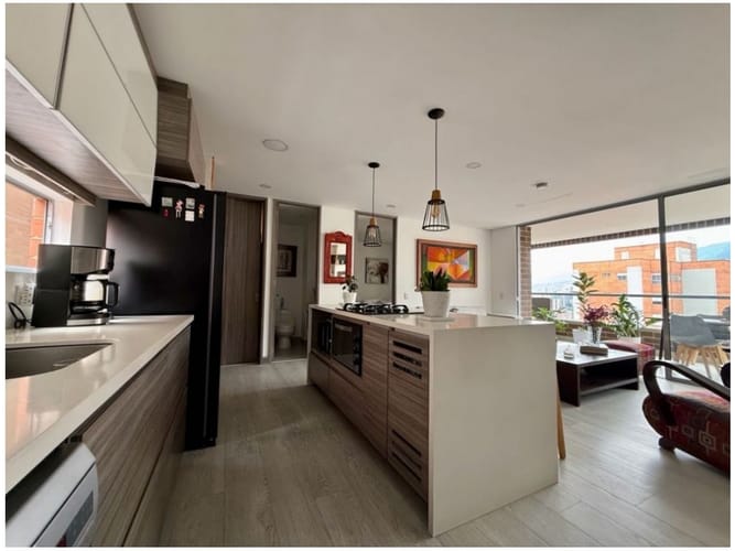 Apartamento de 2 alcobas en venta en Loma De Las Brujas, Medellín, 96 m² · foto 7 de 15