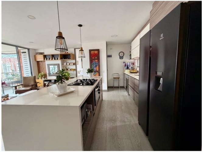 Apartamento de 2 alcobas en venta en Loma De Las Brujas, Medellín, 96 m² · foto 9 de 15
