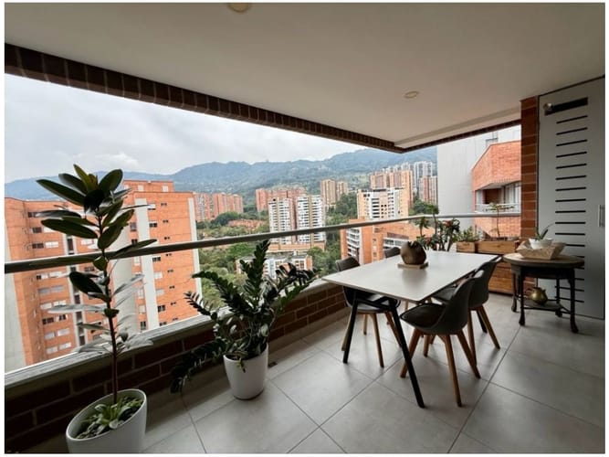 Apartamento de 2 alcobas en venta en Loma De Las Brujas, Medellín, 96 m² · foto 13 de 15