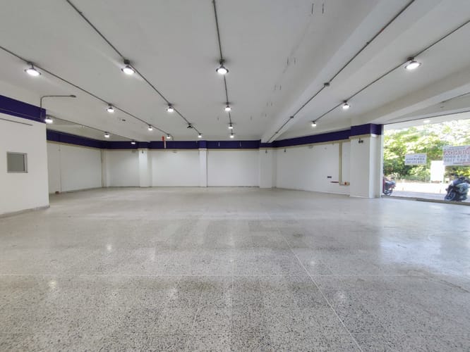 Local en arriendo en Niza, Cúcuta, 300 m² · foto 2 de 6