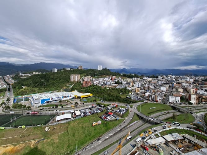 Apartamento de 3 alcobas en arriendo en Los Laureles, Manizales, 101 m² · foto 21 de 24