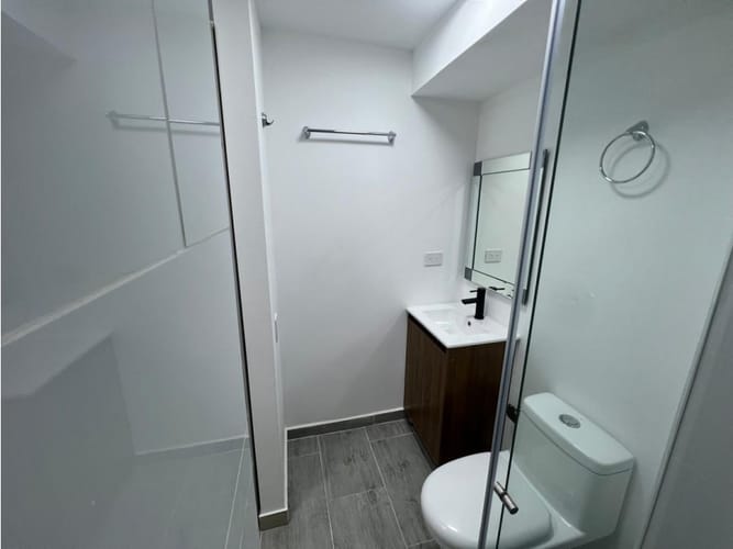 Apartamento de 3 alcobas en venta en Cabañas, Copacabana, 71 m² · foto 5 de 17