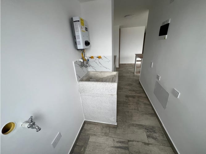 Apartamento de 3 alcobas en venta en Cabañas, Copacabana, 71 m² · foto 6 de 17