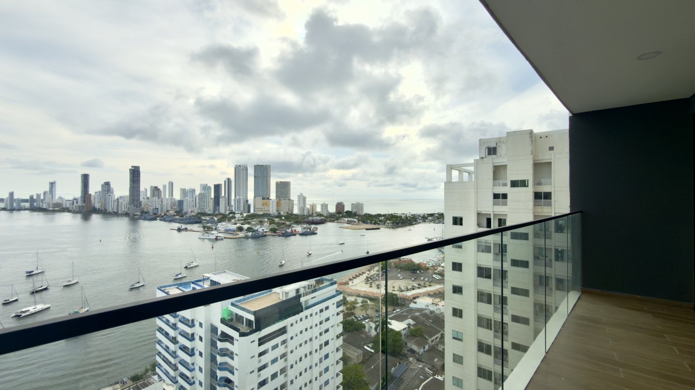 Apartamento en arriendo en Manga, Cartagena · foto 2 de 12