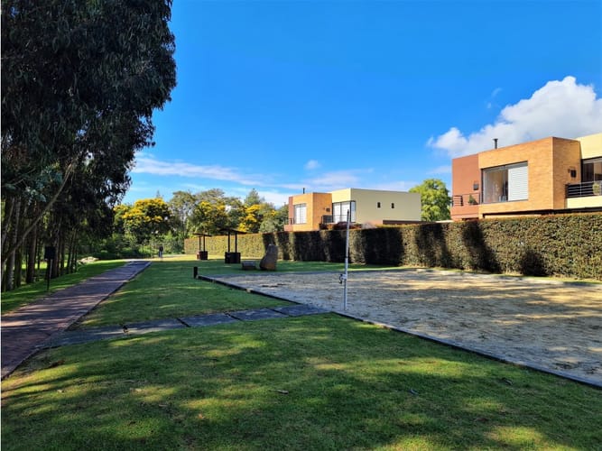Casa de 4 alcobas en arriendo en Cota, 380 m² · foto 21 de 22