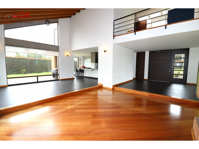 Casa de 4 alcobas en arriendo en Pueblo Viejo, Cota, 514 m² · foto 7 de 24
